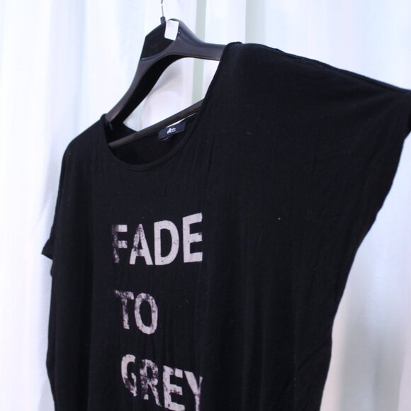 Ellos Black Tee with Silver Text - Picture 6 of 9